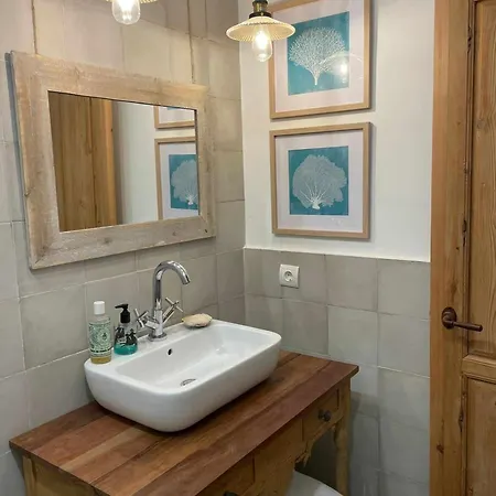 Сasa de vacaciones The Traveller`s House Antiqua Centro De Vejer Con Wifi
